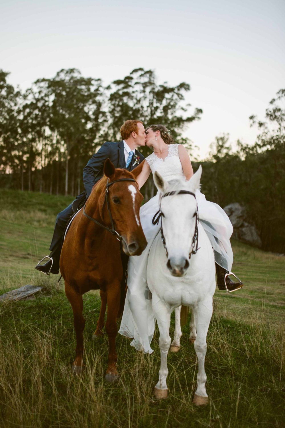 https://www.chapmanvalleyhorseriding.com/wp-content/uploads/2015/07/Jess-Greg-Horseback-Wedding-22-e1467284313288.jpg